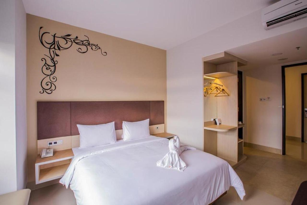 Sparks Odeon Sukabumi, Artotel Curated Eksteriør bilde