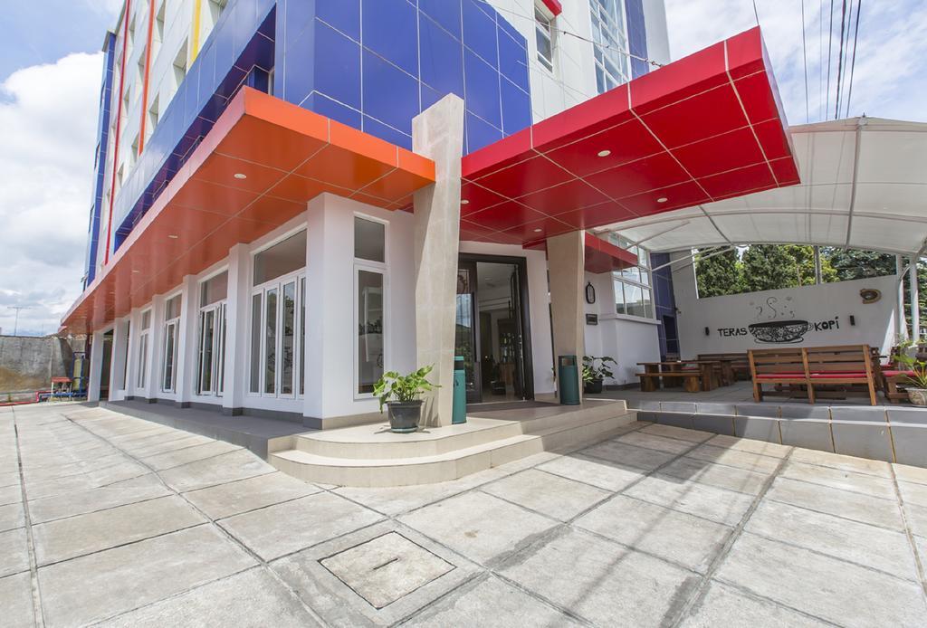 Sparks Odeon Sukabumi, Artotel Curated Eksteriør bilde